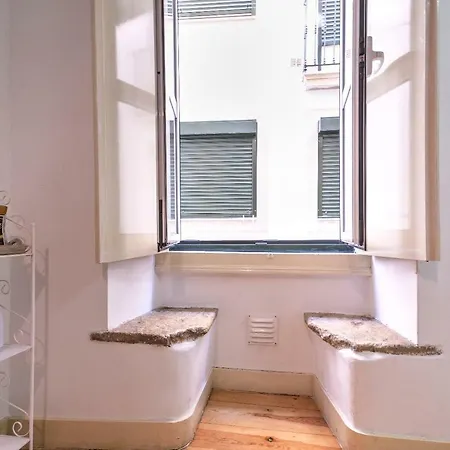 Alfama 88, By With A View